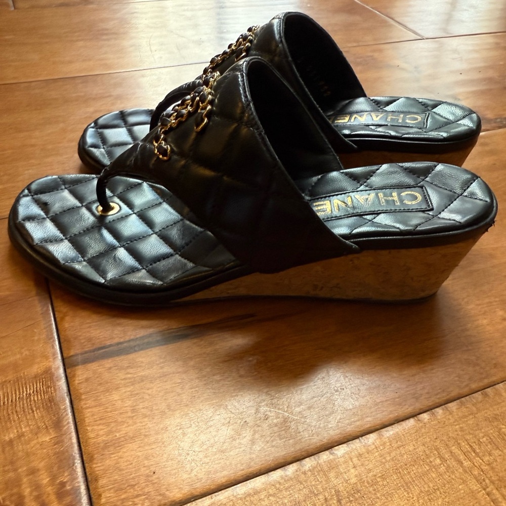 Chanel CC cork wedge shiny goatskin gold black - Picture 3 of 8
